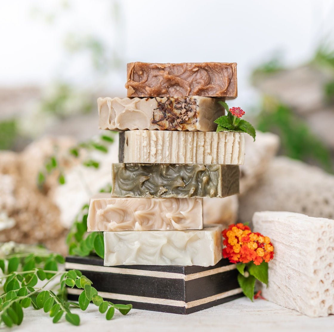 Lamu PL Baby MilkとLamu Pure Natural Soap Handcrafted Natural Soaps: Gentle, Nourishing, Luxurious - Natural